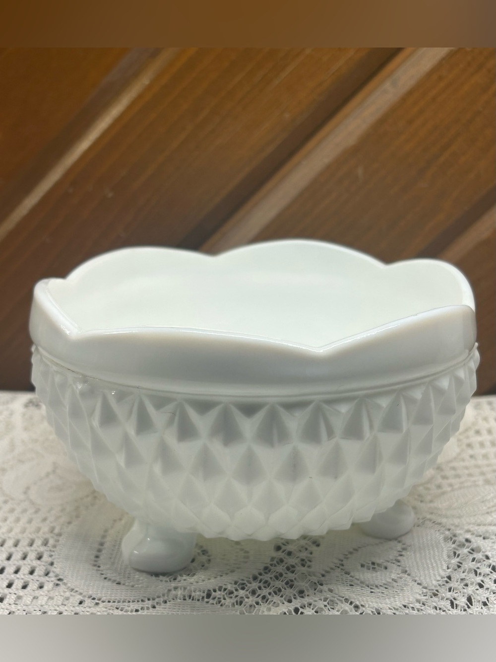 Vintage Indiana Glass Diamond Point Milk Glass 3-Footed Bowl (C) - Picture 2 of 9